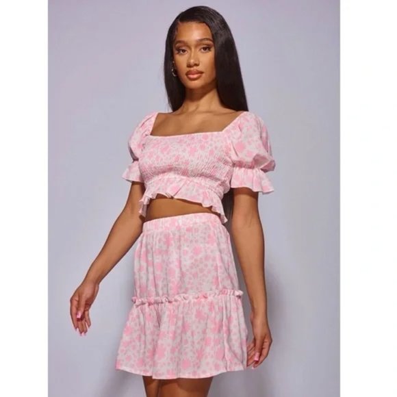 Pink Floral Print Short Sleeve Crop Top and High Waist Mini Skirt Two Piece Set - Picture 3 of 11